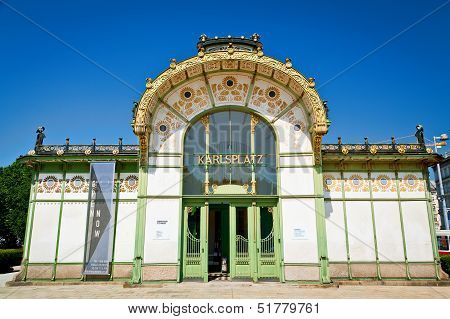 Karlsplatz