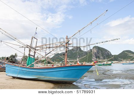 Fishing boat