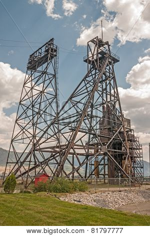 Mining Headframe