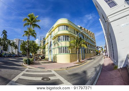 View At Ocean Drive To Hotel The Barbizon