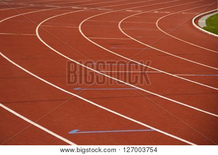 turn of red racetrack and white lines