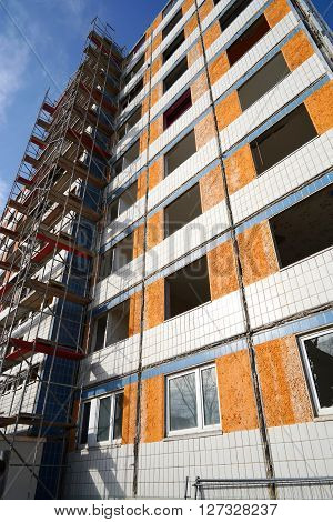 demolition of a vacant apartment building in Magdeburg