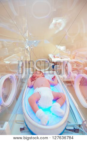 Newborn Baby Get The Light Therapy In Infant Incubator