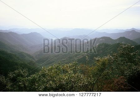 A view of the mountains in the Songnisan National Park of South Korea during the autumn of 1987.
** Note: Visible grain at 100%, best at smaller sizes