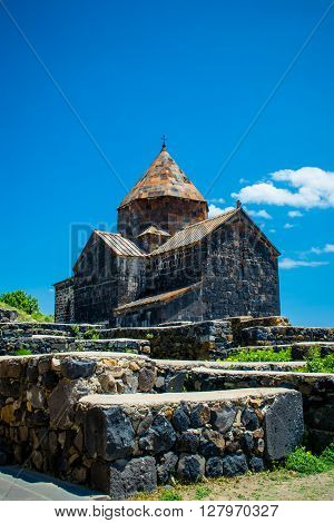 Photo of the Surp Arakelots church vertical