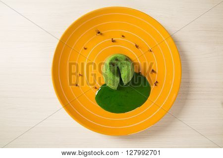 petit gateau with green sava ant. gourmet dessert