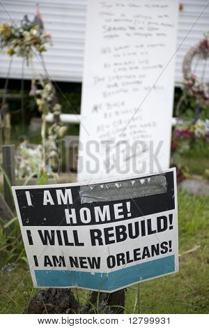 Firmare nel cortile dopo l'uragano Katrina, New Orleans, Louisiana