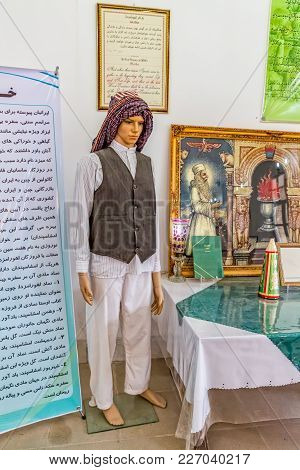 Zoroastrian Men Clothing