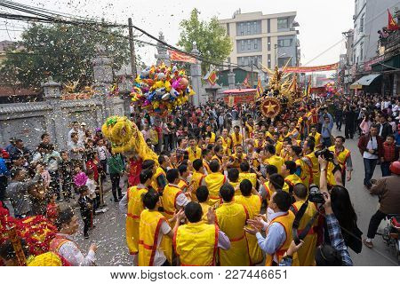 Bac Ninh, Vietnam - Jan 31, 2017: Dong Ky Traditional Spring Festival, A Special Ritual Of The Dong 