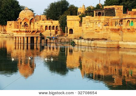 Gadisagar jezero, Jaisalmer, Indie