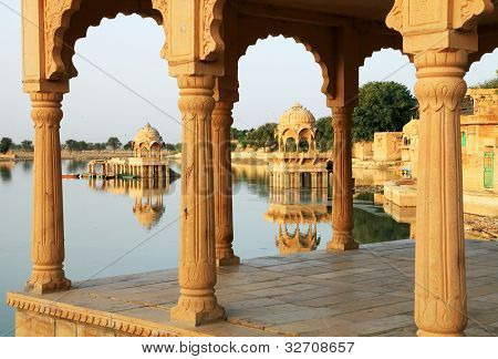 Gadisagar jezero, Jaisalmer, Indie
