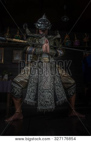 Bangkok, Thailand 07 Aug 2019 : Portrait Khon Mask Tos-sa-kun From Ramayana Epic Story At Baan Silap