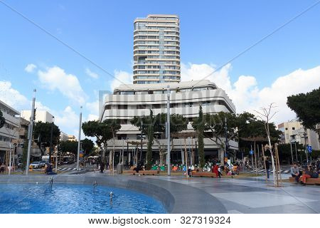 Tel Aviv, Israel - March 17, 2019: Dizengoff Square With Bauhaus Architecture Buildings. Dizengoff S