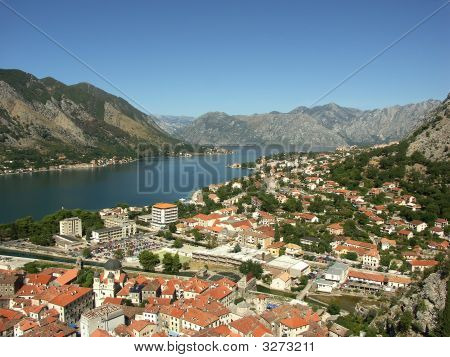 อ่าว Kotor