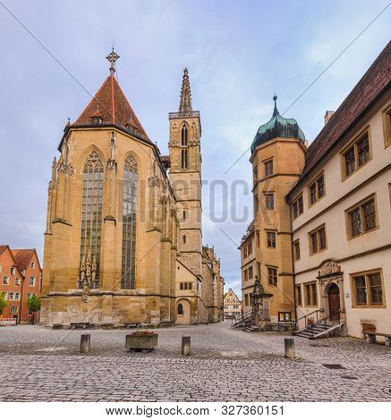 Kirchplatz (Church square) with  Lutheran St. James (Jakob)'s  Church in Rothenburg ob der Tauber, Bavaria, Germany, a part of the pilgrimage route to St. James Church in Santiago de Compostela, Spain