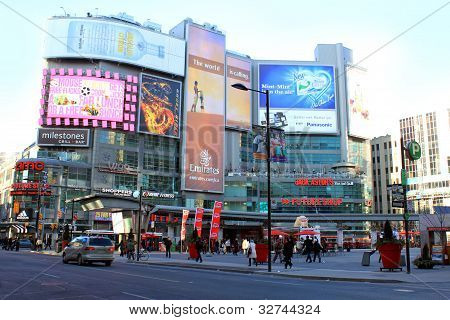 Dundas Square, Toronto, Kanada