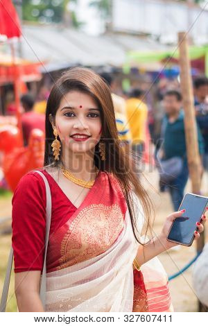 Kolkata, India - 8th October 2019; Women Participate In Sindur Khela At A Puja Pandal On The Last Da