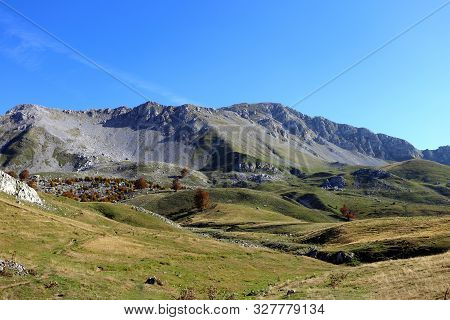 National Park Of Abruzzo, Lazio And Molise - A View Of The Mountains On The Meta Mountains