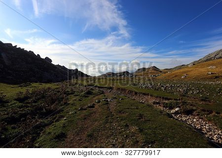 National Park Of Abruzzo, Lazio And Molise - A View Of The Mountains On The Meta Mountains