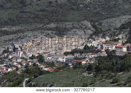 Barrea, Italy - 12 October 2019: Lake Barrea And The Mountain Village