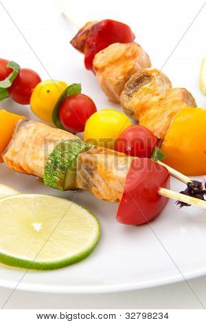 Laks og vegetabilske spyd
