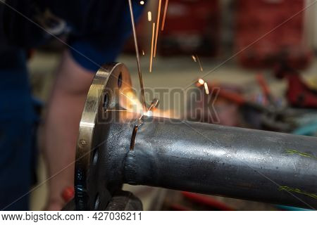 Welding Technology For Metalworking - Skilled Metal Workers Welding, Close-up