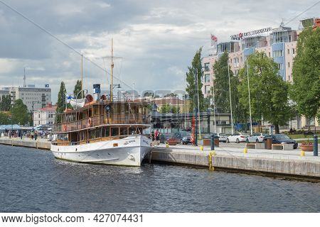 Savonlinna, Finland - June 17, 2017: Retro Steamer Paul Wahl At The City Embankment On July Afternoo