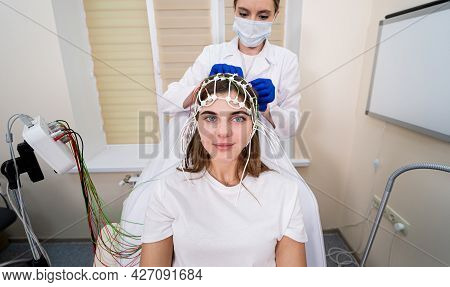 Patient Brain Testing Using Encephalography At Medical Center