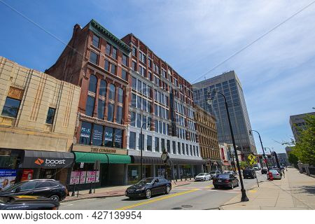 Worcester, Ma, Usa - Jul. 27, 2020: Historic Chase Building At 38 Front Street At Commercial Street 