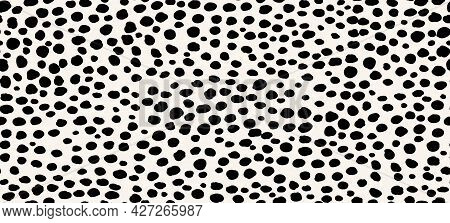 Abstract Modern Leopard Seamless Pattern. Animals Trendy Background. Black And White Decorative Vect