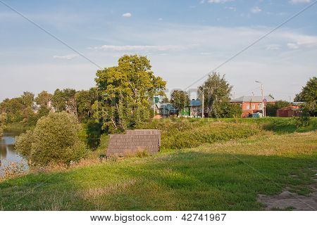 schÃ¶ne Sommerlandschaft bei einem Teich, Vladimirskiy Gebiet, Russland