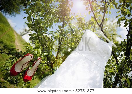 Bridal dress