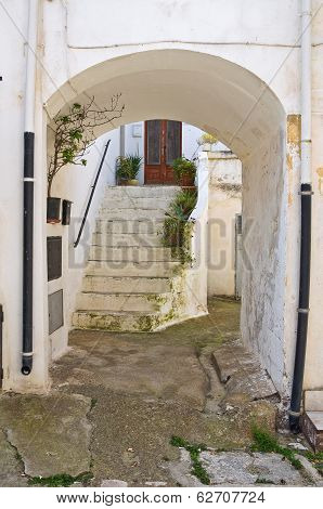 Alleyway. Montescaglioso. Basilicata. Italy.