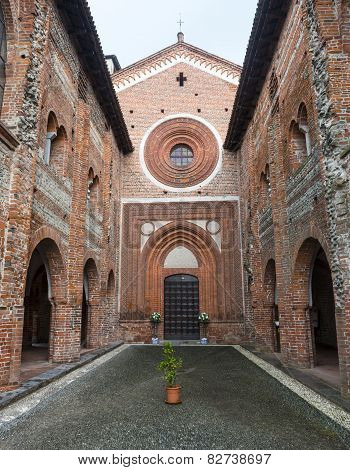 San Nazzaro Sesia (novara), Abbey