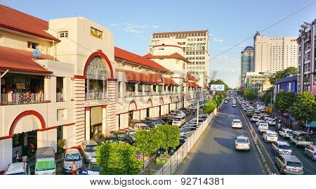Sule Boulevard With Bogyoke Market In Yangon