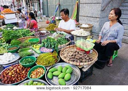 Burmese Women Selling Fresh Fruits At Bogyoke Market