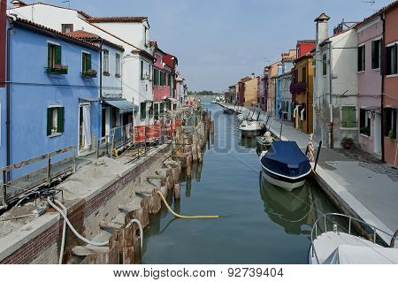 Burano waterstreet