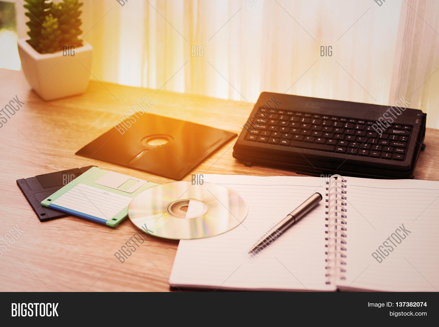 Desk Note ,floppy Disk Image & Photo (Free Trial) | Bigstock