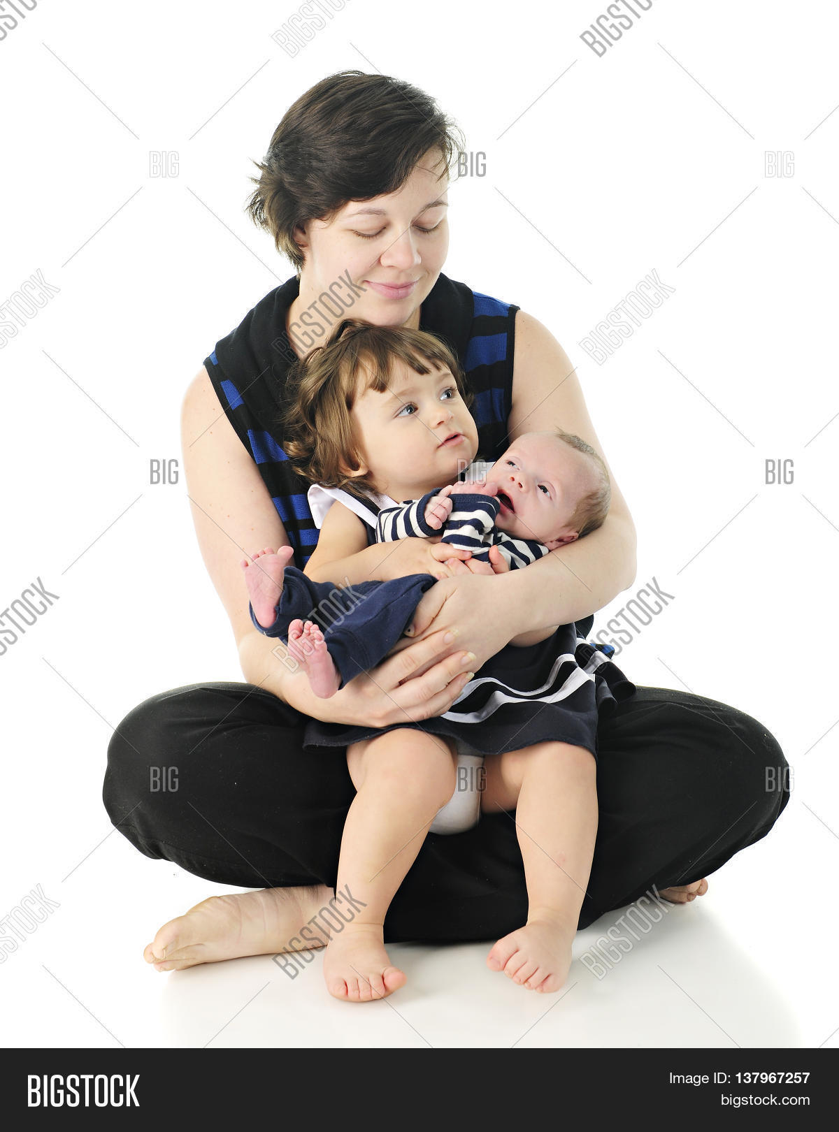 Young, Barefoot Mom Image & Photo (Free Trial) | Bigstock