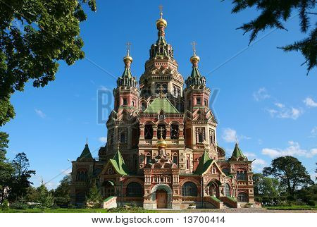 ปีเตอร์และ Paul Cathedral ที่ Peterhof