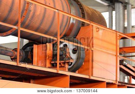 elements of the complex hardening heat treatment grinding balls
