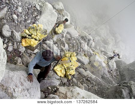 Extracting Sulphur Inside Kawah Ijen Crater, Indonesia