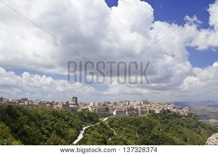 Enna is the highest Italian provincial capital (931 m above sea level)