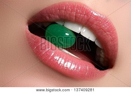 Perfect Lips. Sexy Girl Mouth Close-up. Beauty Make-up