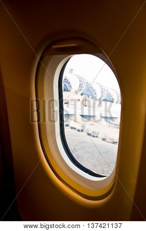 aiplane prepare for takeoff at suvarnabhumi airport