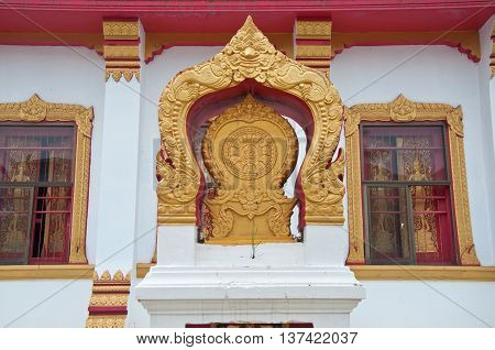 Boundary marker of a temple, gold boundary marker