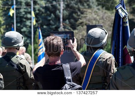 Unidentified Person Pictures Of The Tablet