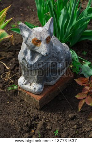 decoration for garden pot puppets with flowers
