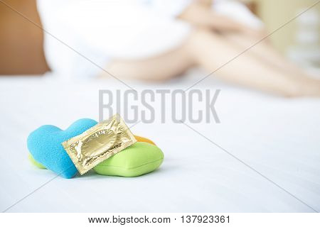 Condom To Use Of Contraceptives, And Also For Use In Preventing The Disease From Gender Inextricably