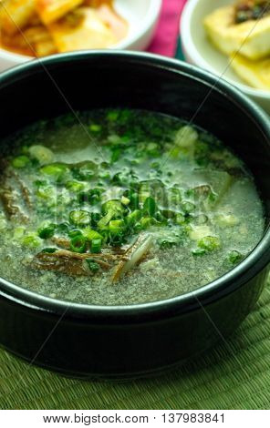 traditional Korean food Gomguk 